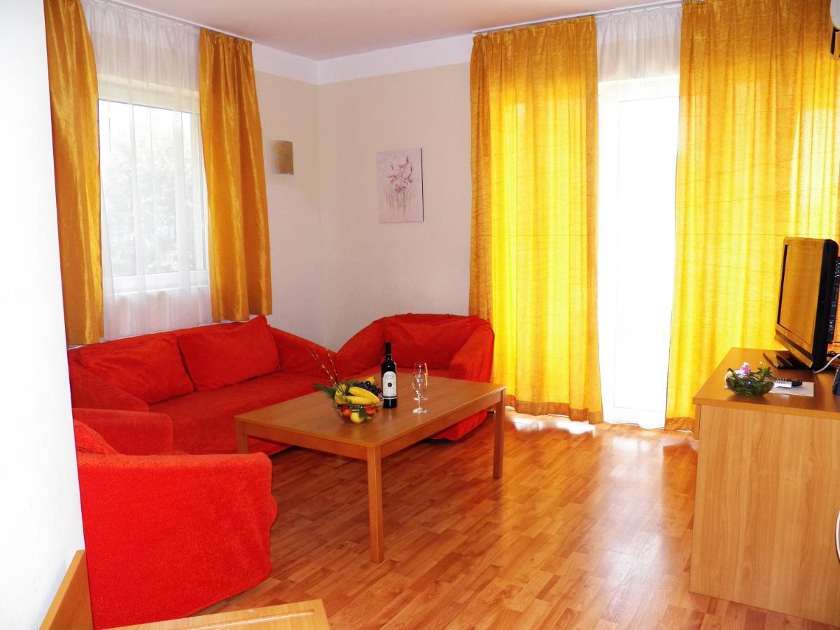 Joya Park Apartments Golden Sands Eksteriør billede