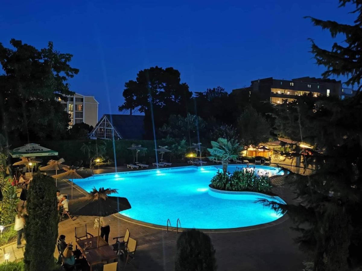 Joya Park Apartments Golden Sands Eksteriør billede