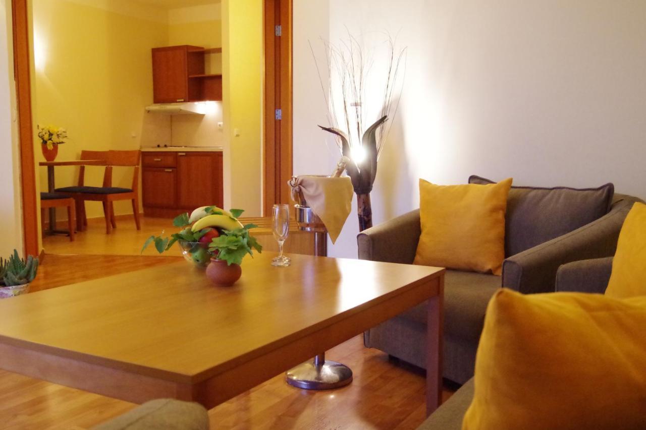 Joya Park Apartments Golden Sands Eksteriør billede